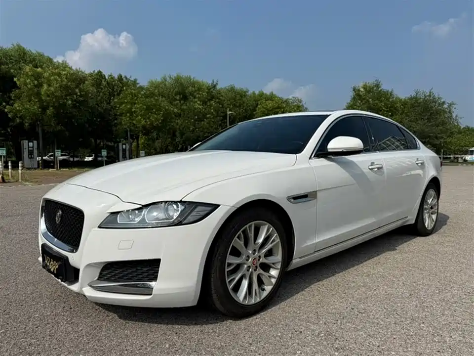 Jaguar XFL Jaguar XFL