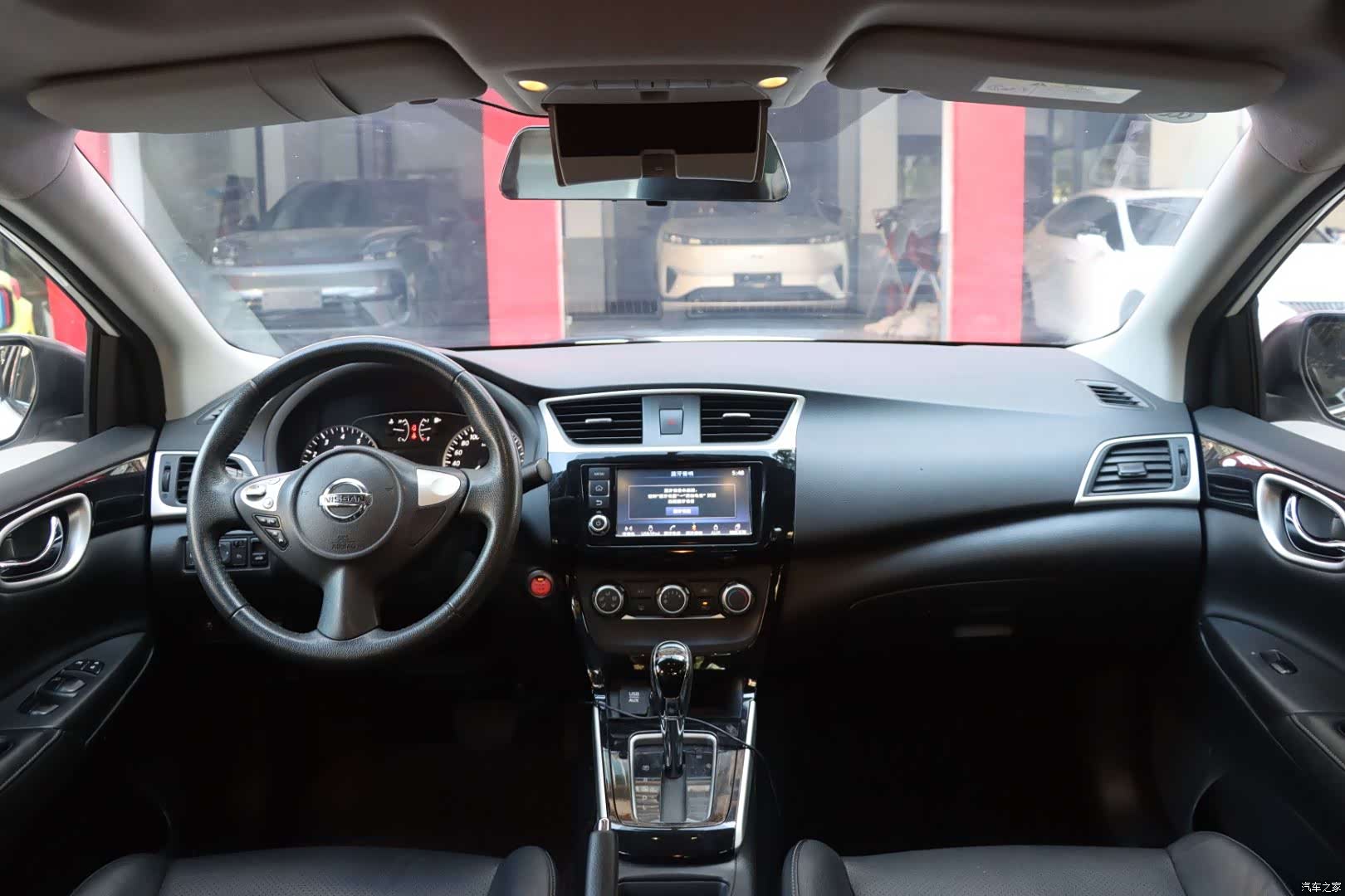 Nissan Sylphy, 2018 12