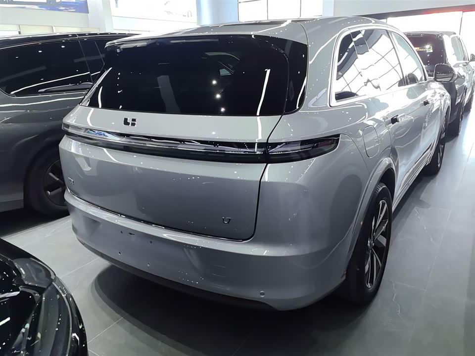Li Auto Ideal L7