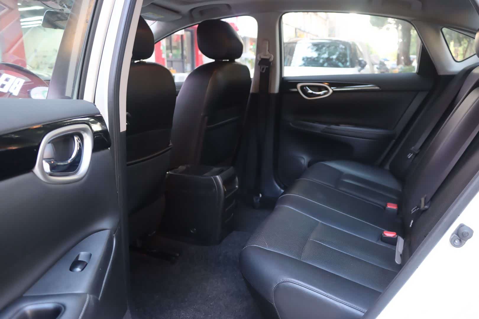 Nissan Sylphy, 2018 11