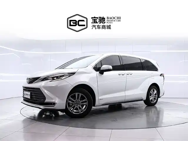 Toyota SIENNA 2025 — купить из Китая под заказ
