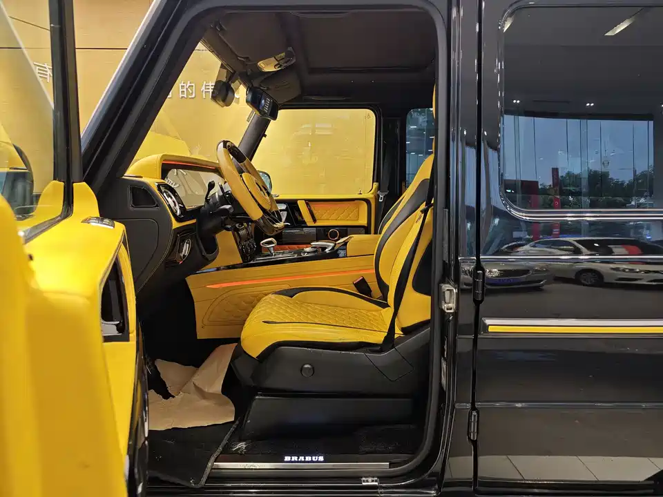 Mercedes-Benz G-class