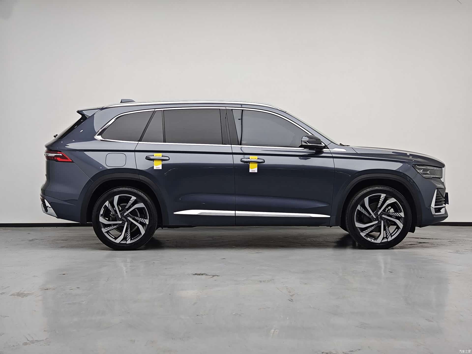 Geely Xingyue L, 2025 19