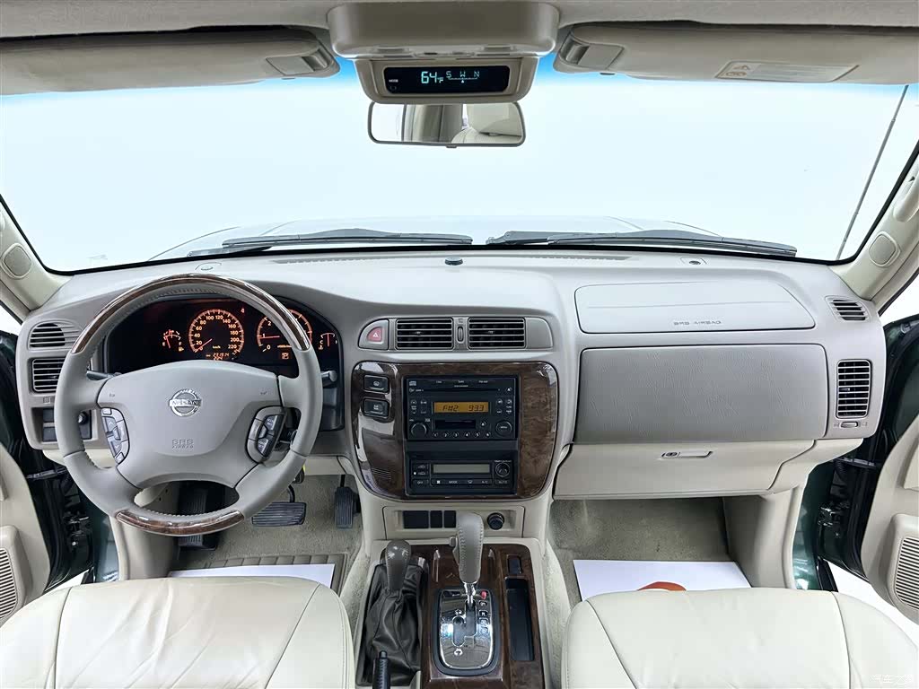 Nissan Patrol, 2004 16