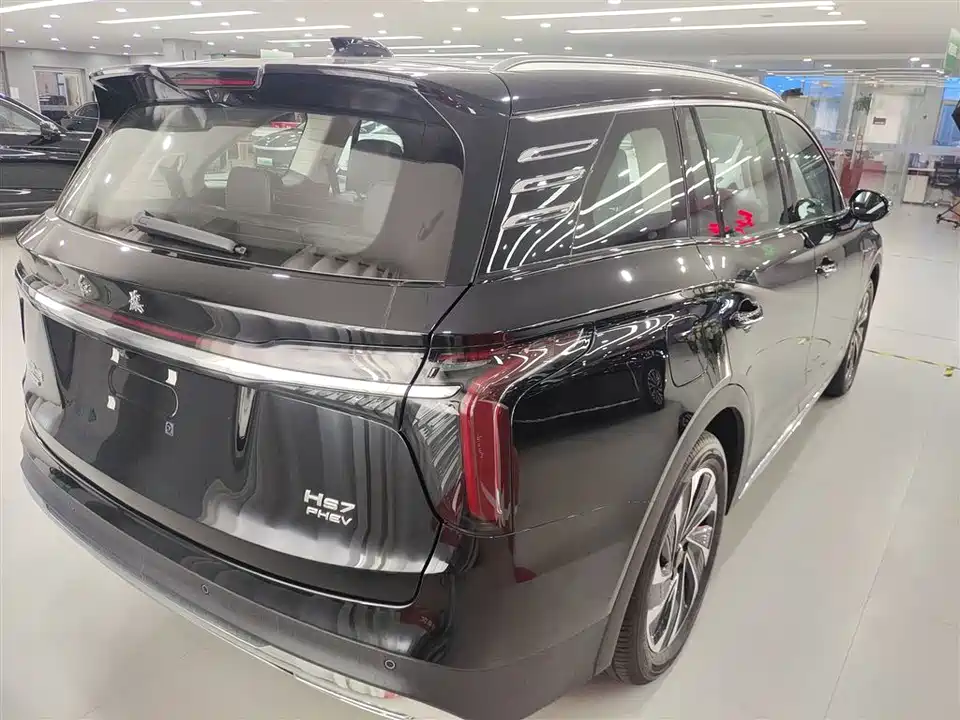 Hongqi HS7 PHEV
