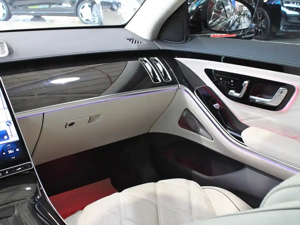 Mercedes-Benz Maybach S-class