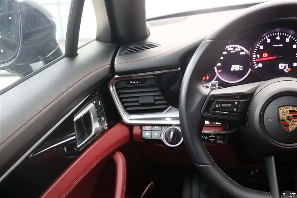 Porsche Panamera, 2023 19