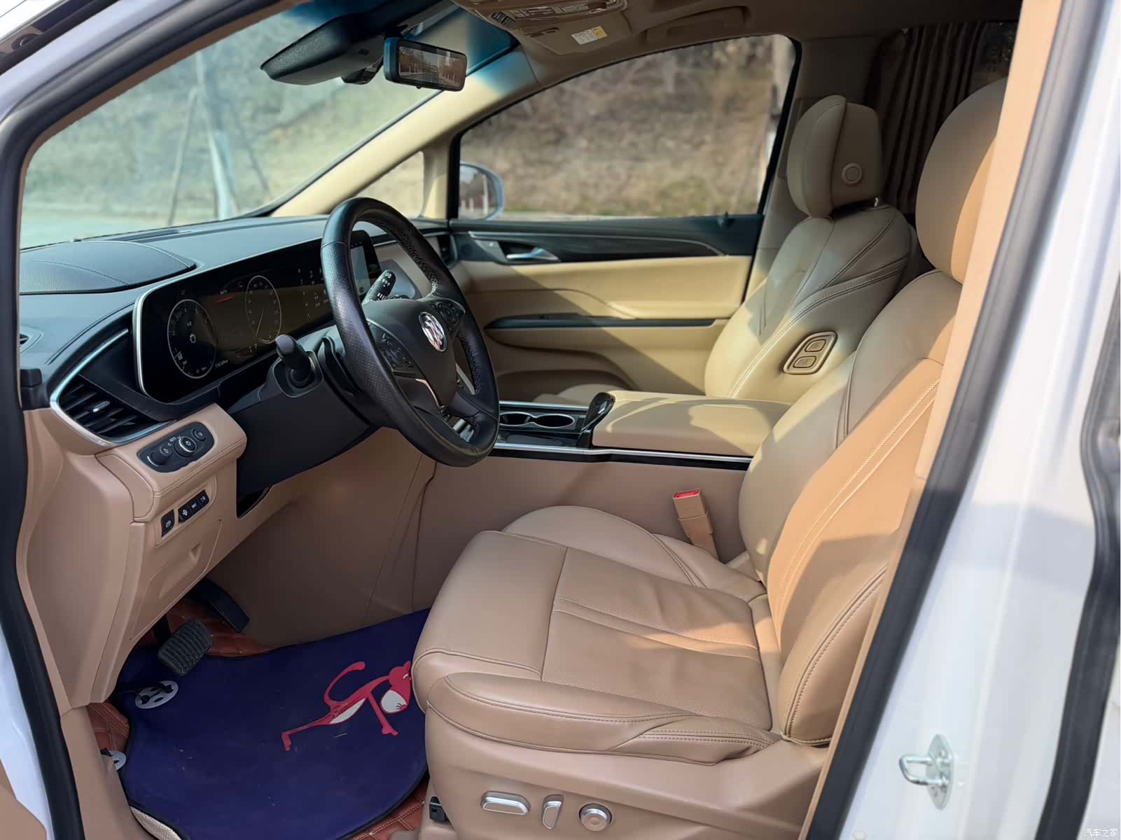 Buick GL8, 2021 10
