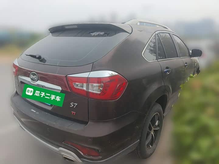 BYD S7 2015 1.5T МКПП Премиум