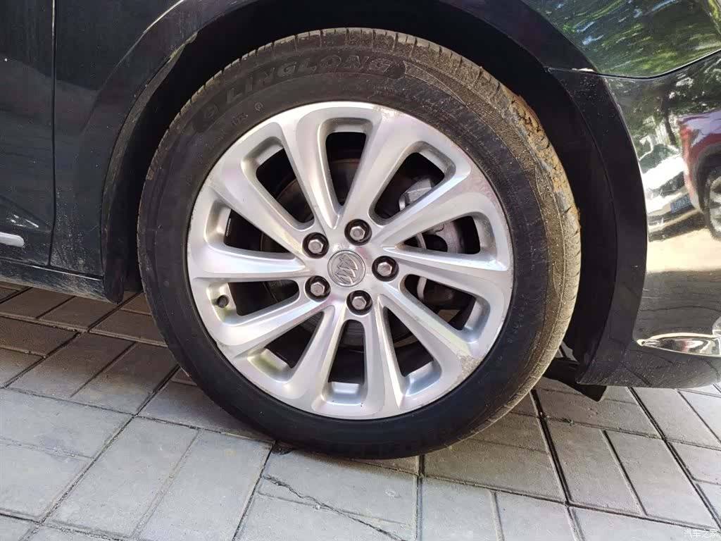 Buick LaCrosse, 2015 8