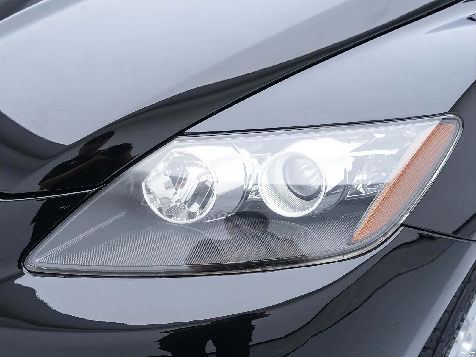 Mazda CX-7, 2011 9