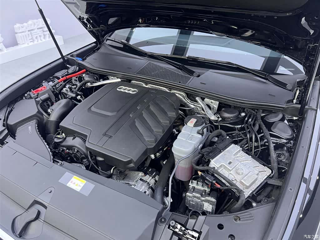 Audi A6L, 2025 27