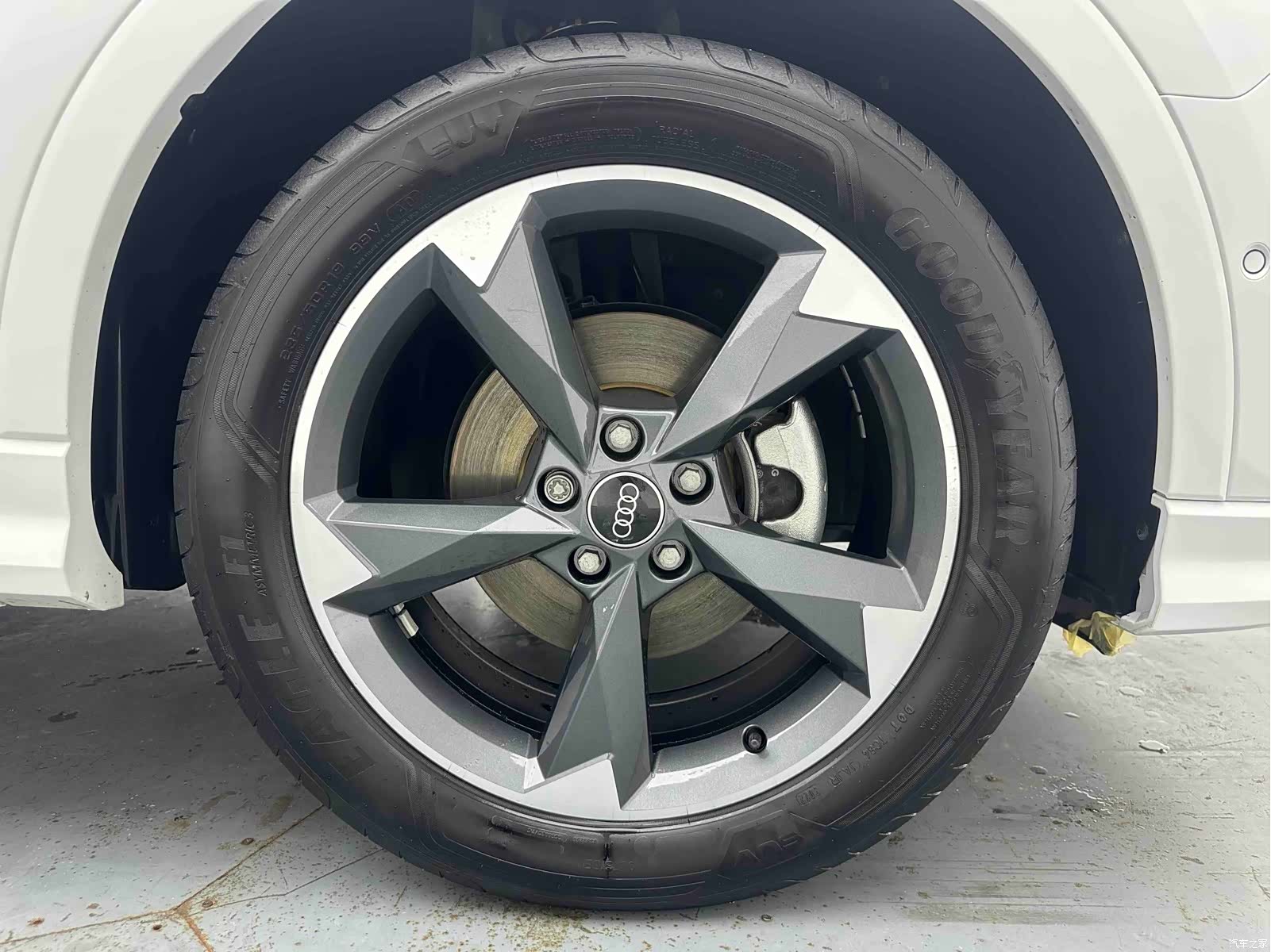 Audi Q3, 2022 8