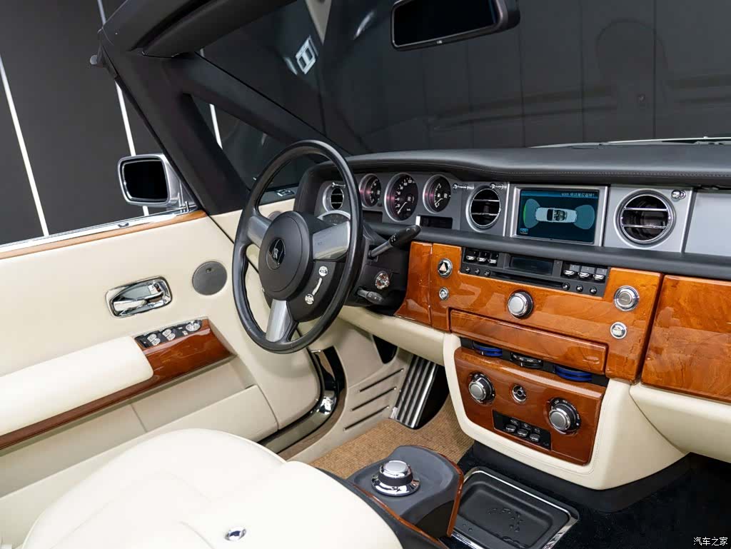 Rolls-Royce Phantom, 2009 15