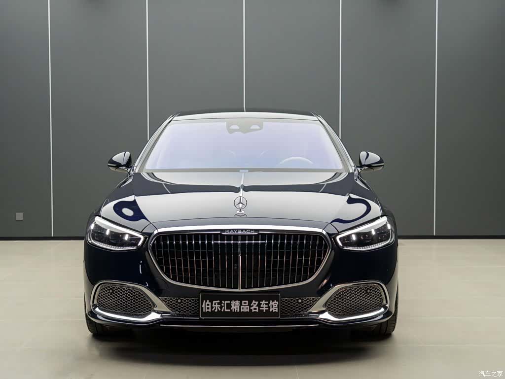 Maybach S-Class, 2023 3