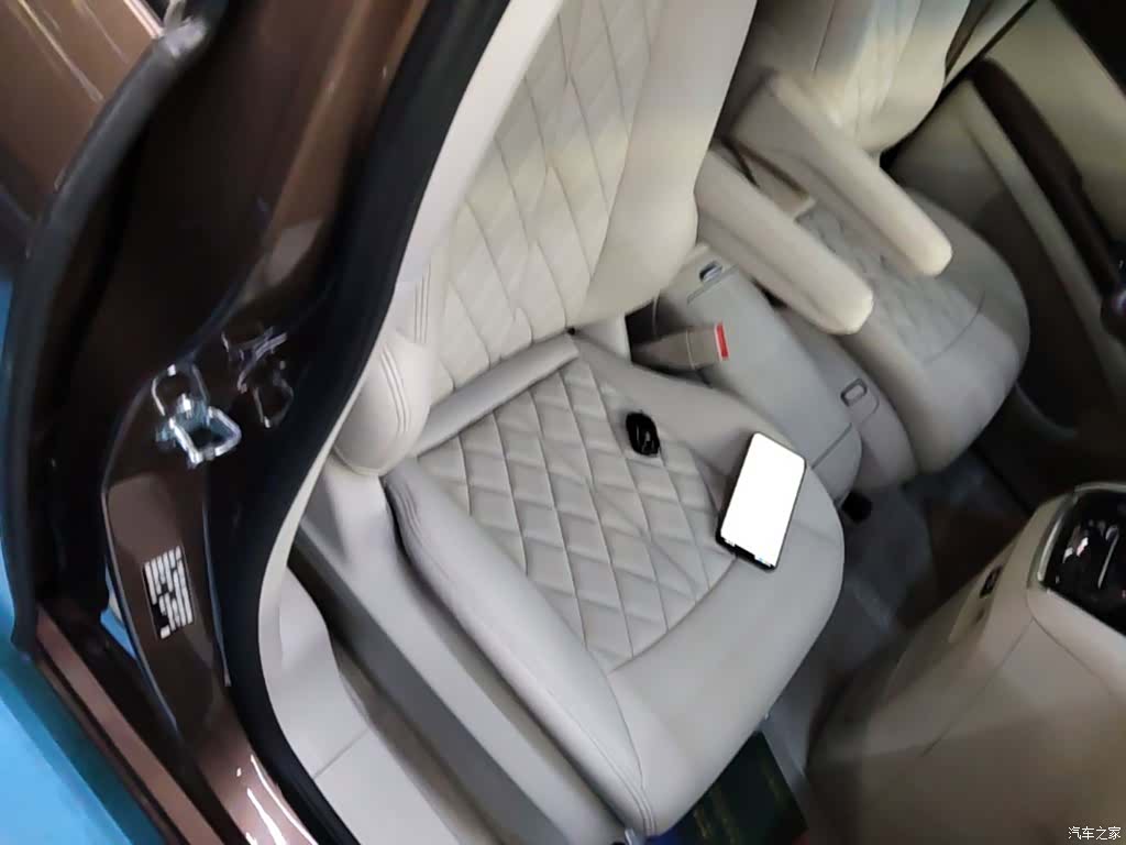 Buick GL8, 2022 20