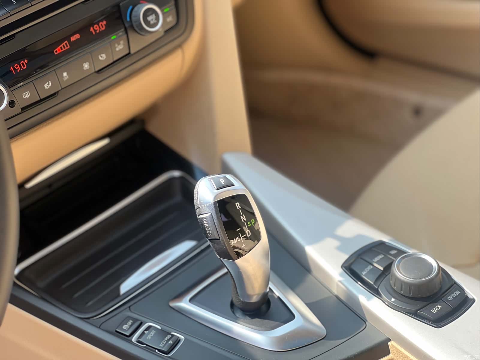 BMW 3 Series, 2014 12