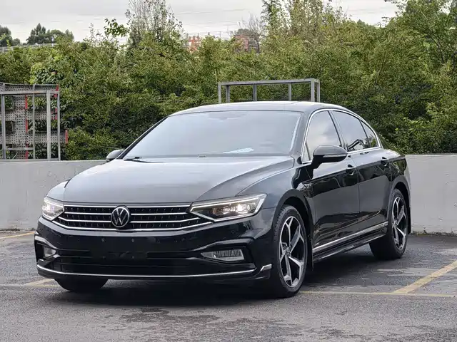Volkswagen Magotan 2023 — купить из Китая под заказ