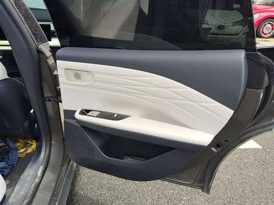 Geely Galaxy Galaxy E8