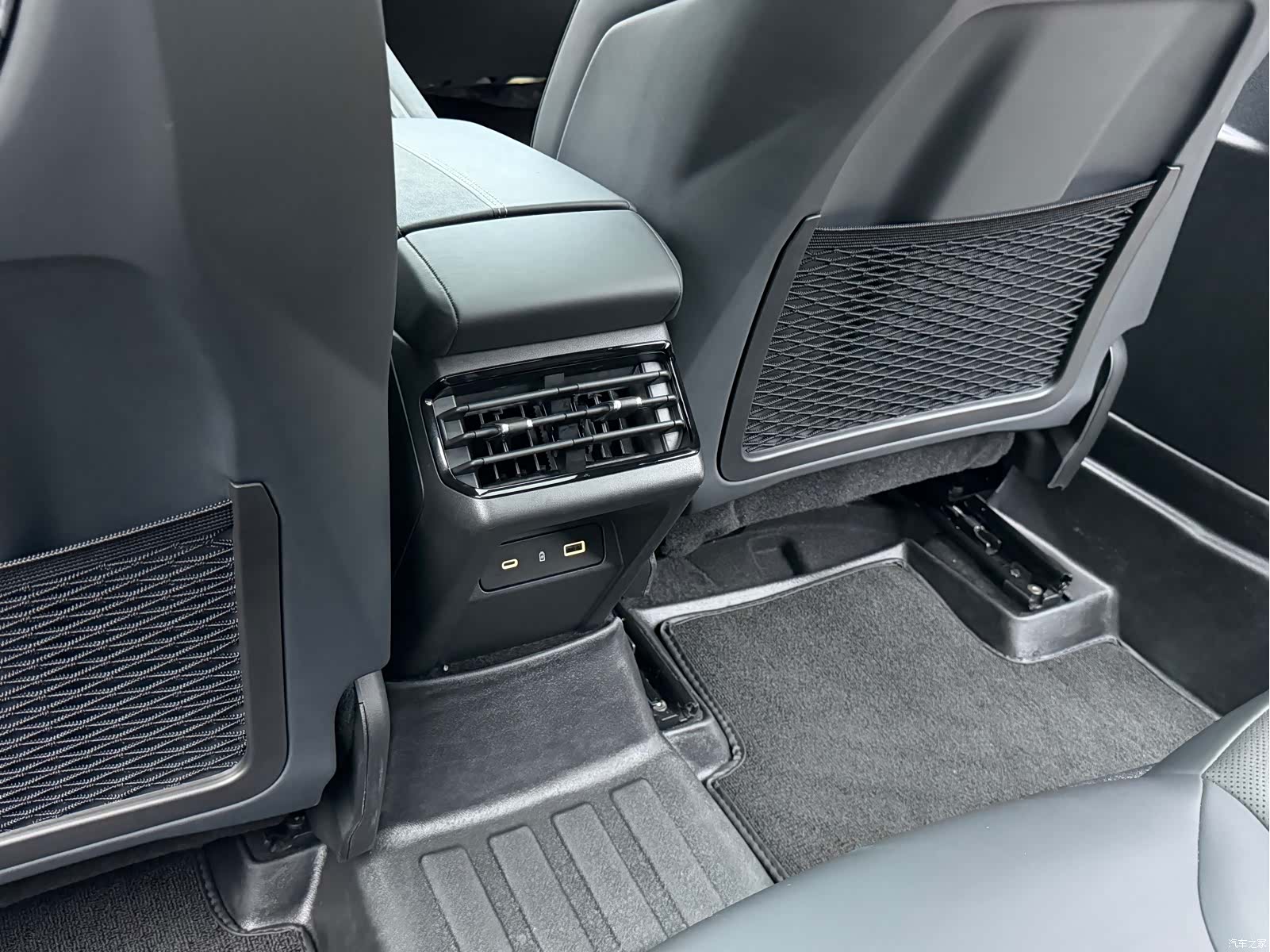 Lynk & Co 02, 2022 17