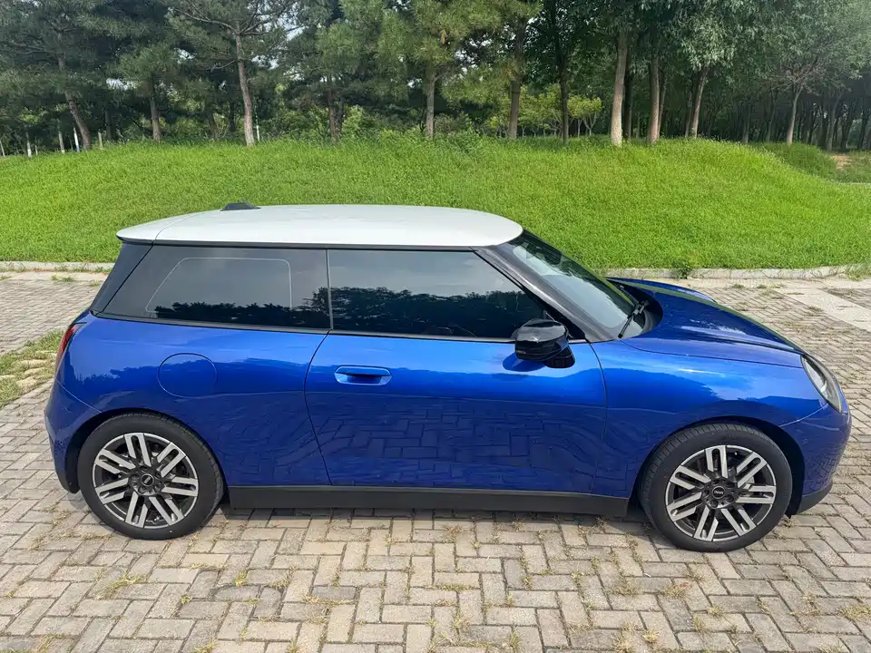 MINI Electric COOPER