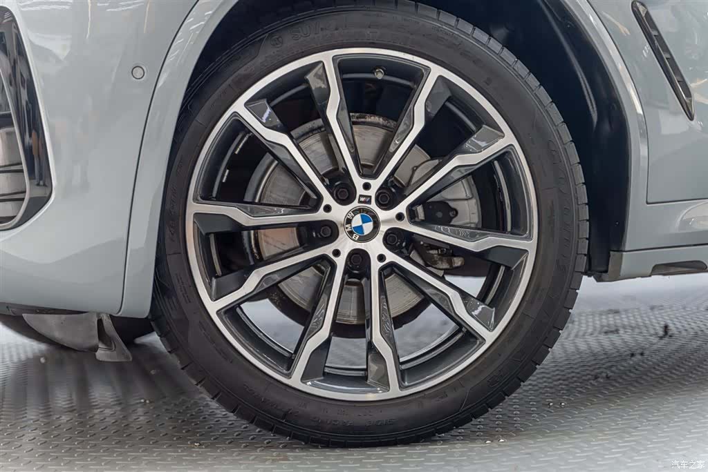 BMW X4, 2022 8