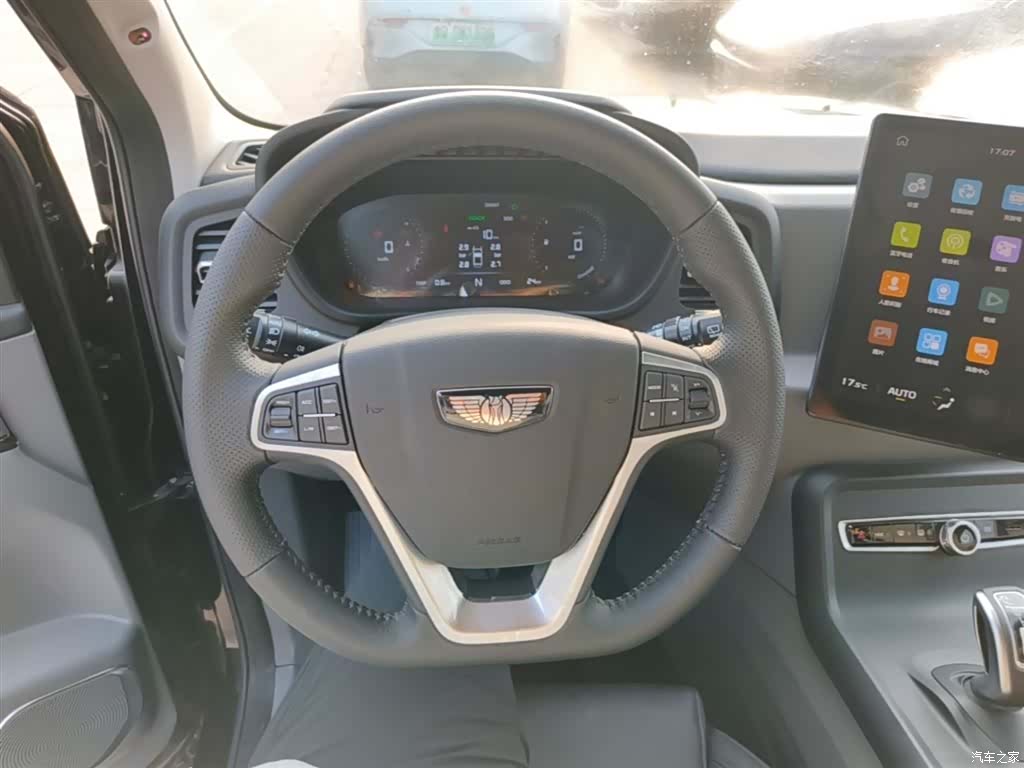 LEVC TX5, 2024 10
