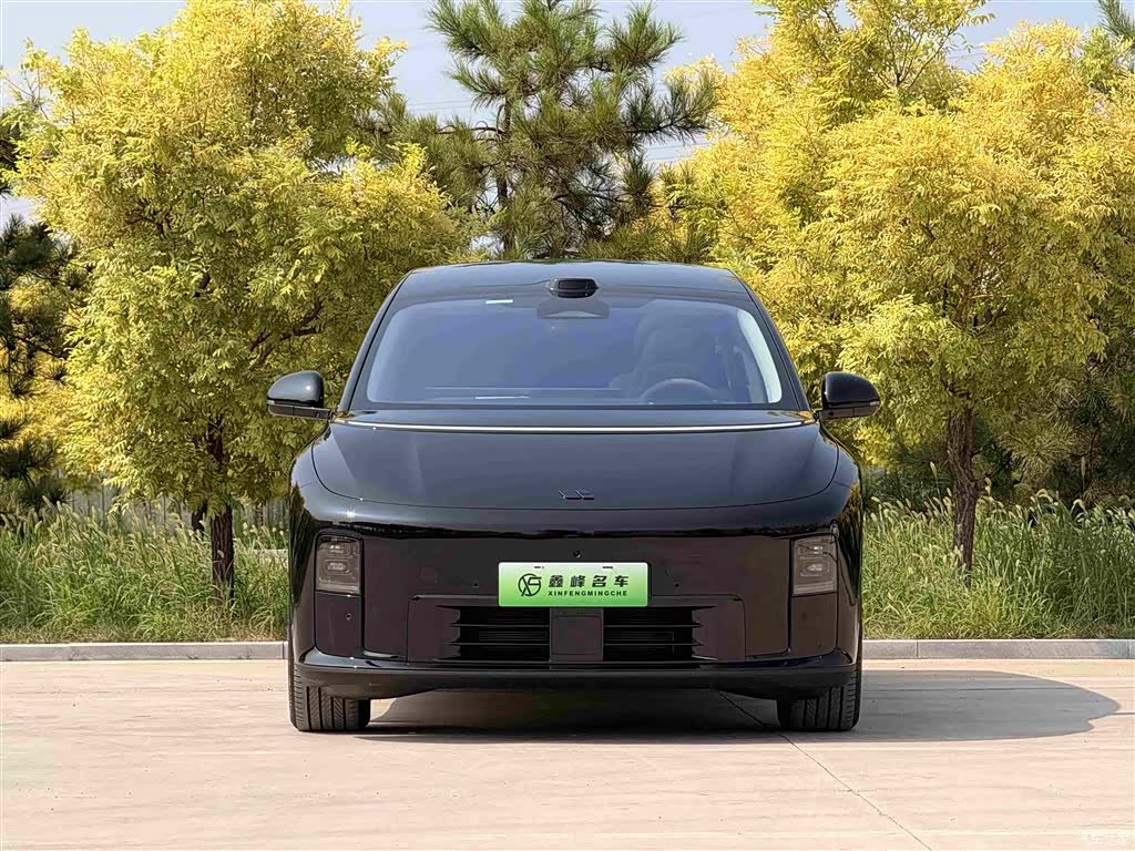 Li Auto i8, 2026 2