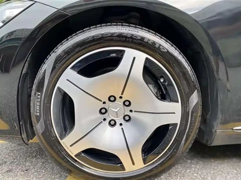 Mercedes-Benz Maybach S-class