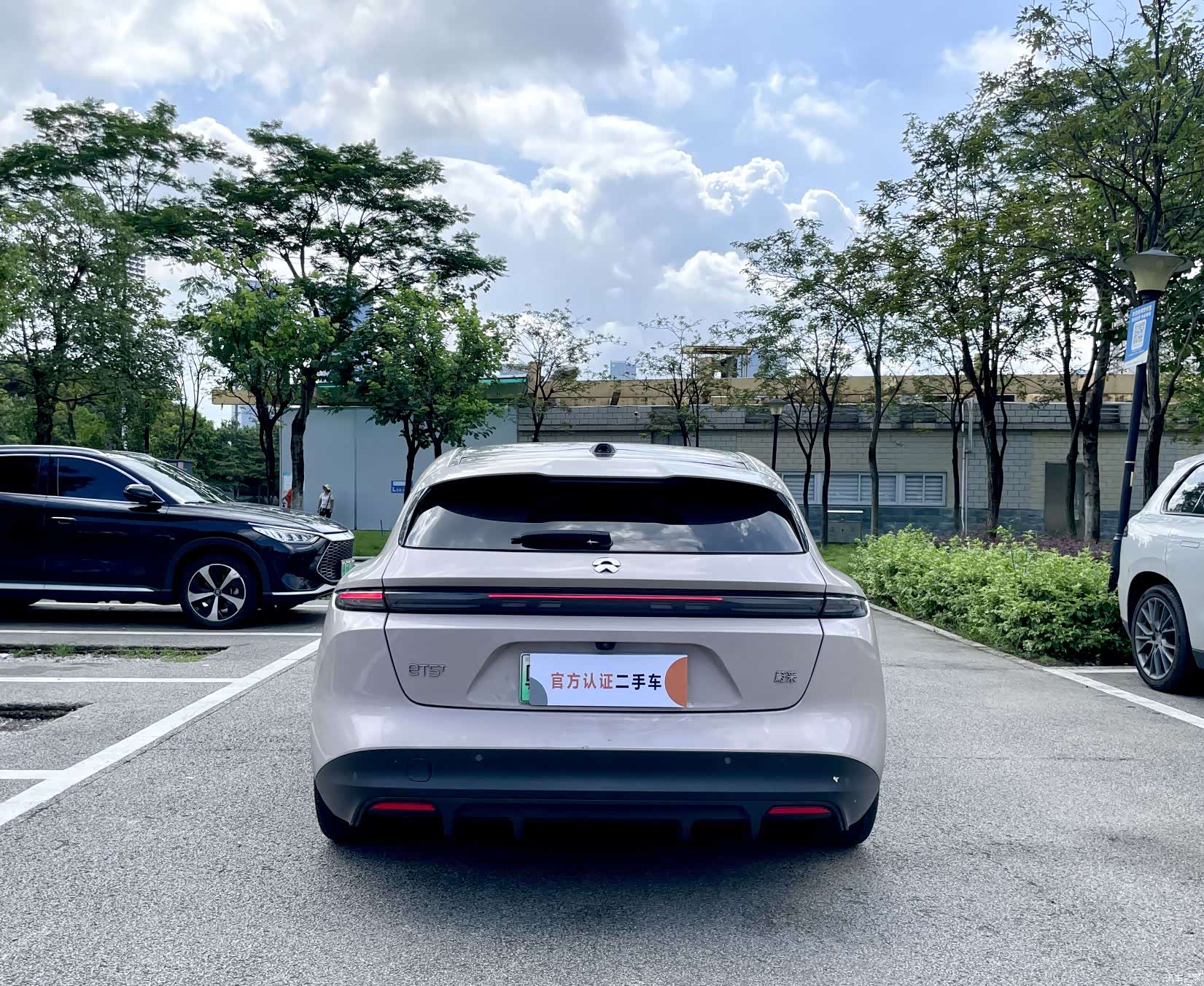 NIO ET5, 2024 все фото
