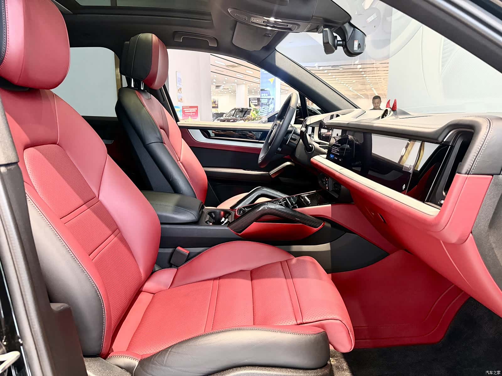 Porsche Cayenne, 2025 14