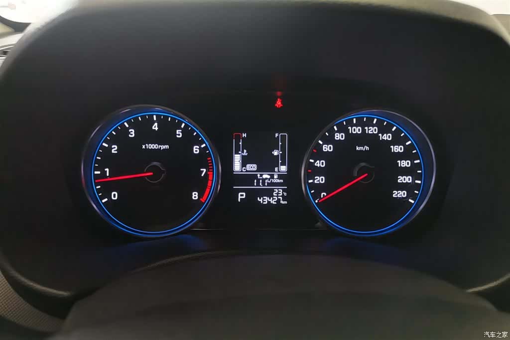 Hyundai ix25, 2018 14