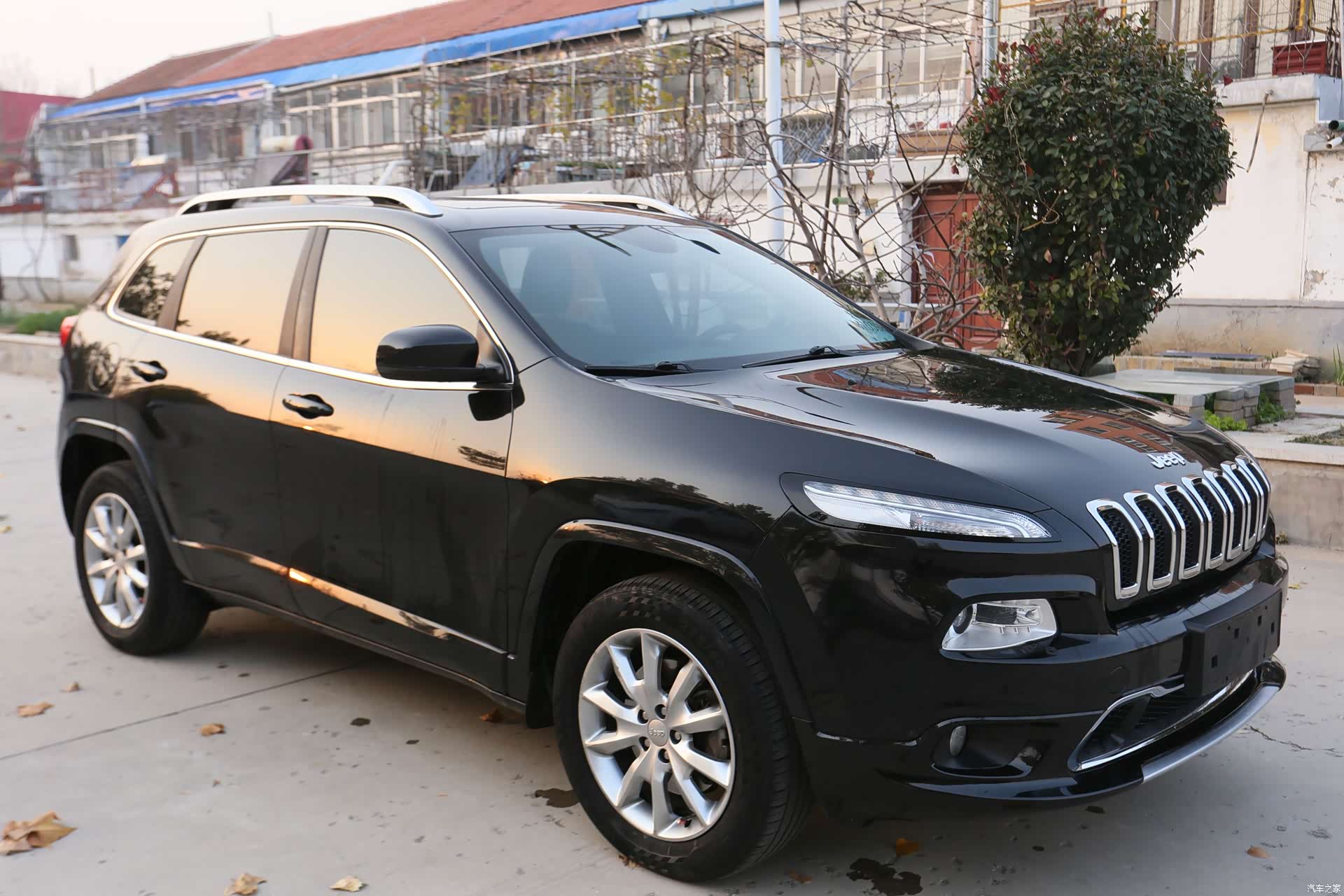 Jeep Cherokee, 2017 3