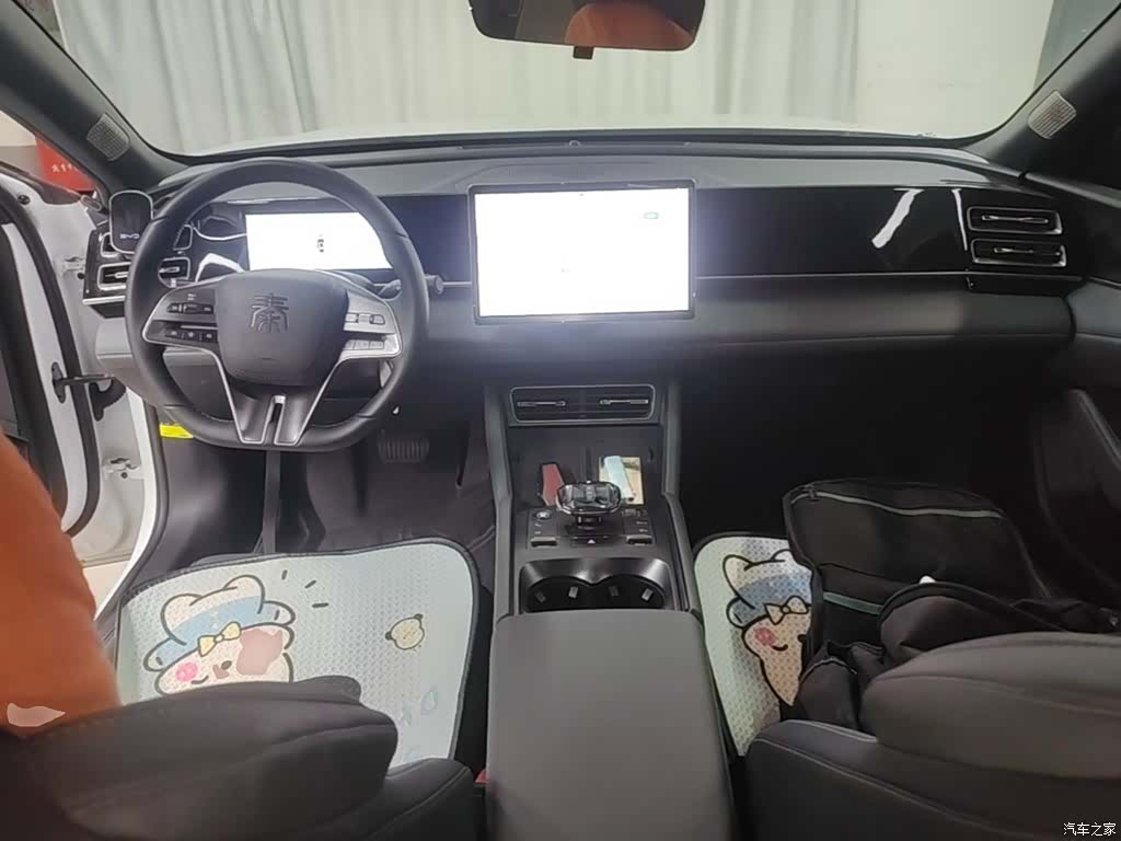 BYD Qin, 2025 10