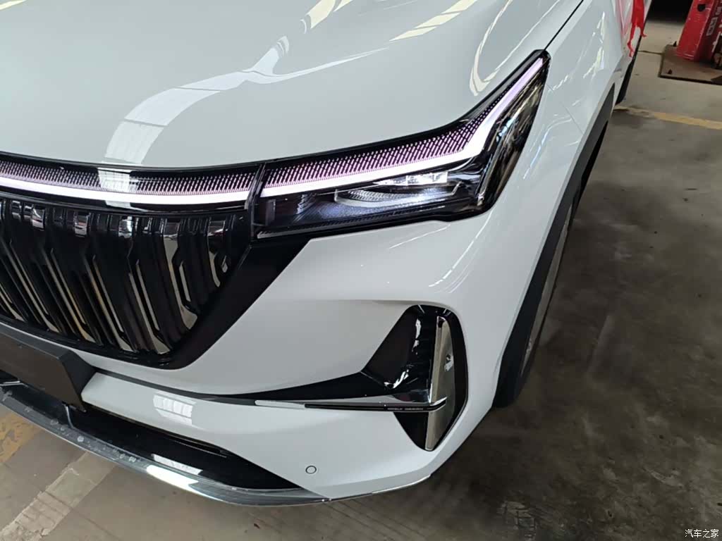 Geely Boyue, 2026 24
