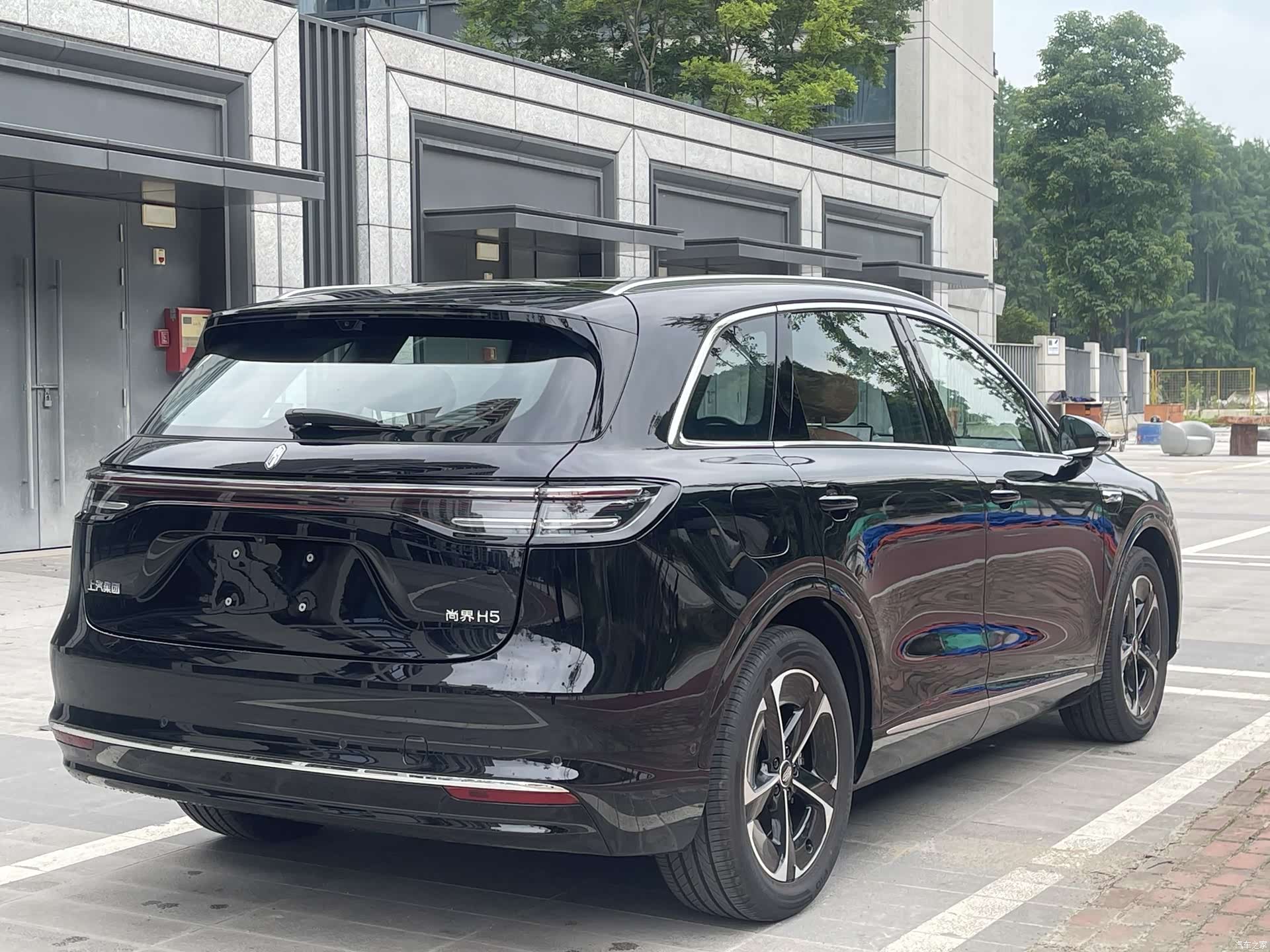 SAIC ShangJie H5, 2025 10