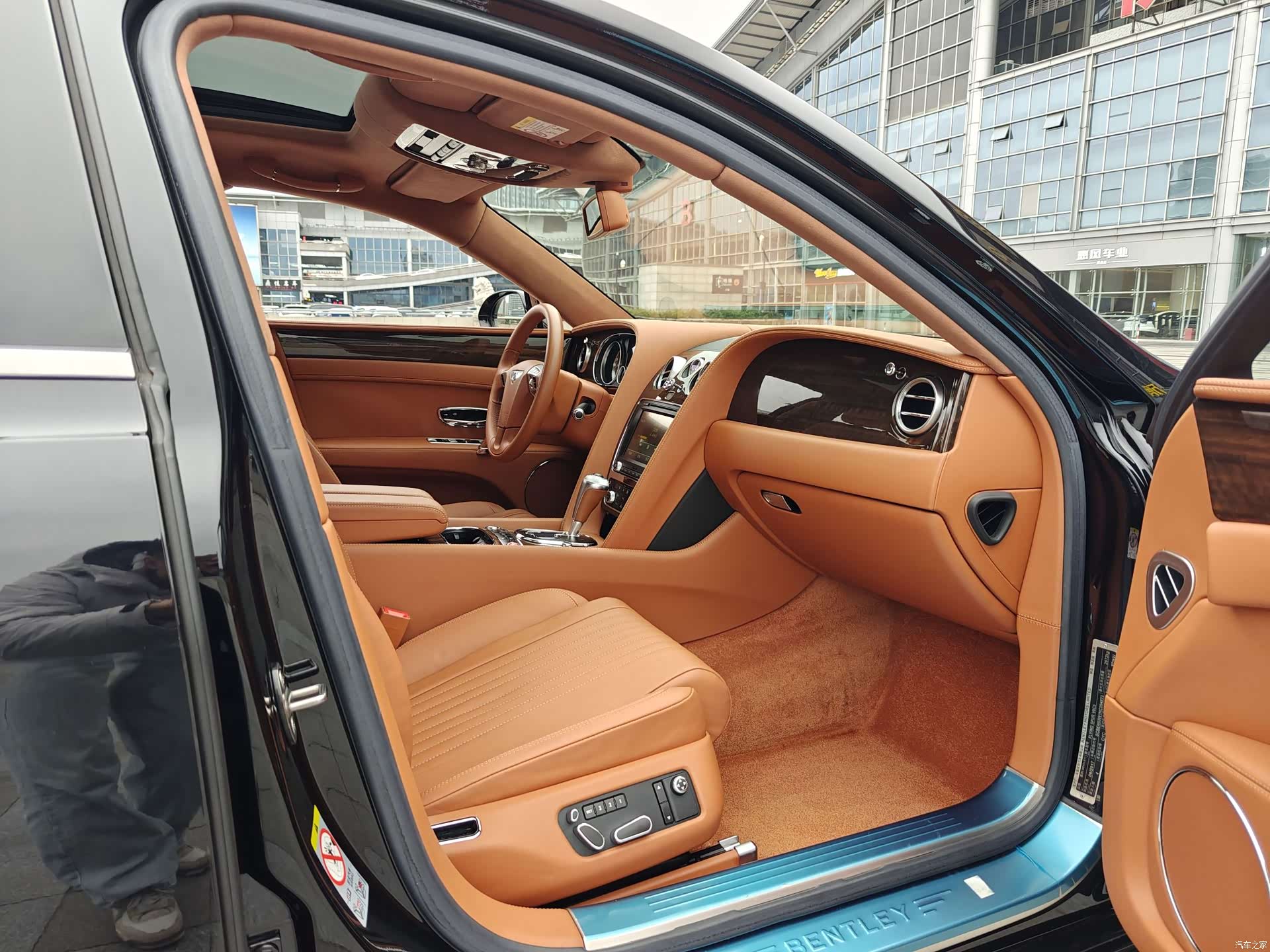 Bentley Flying Spur, 2017 17