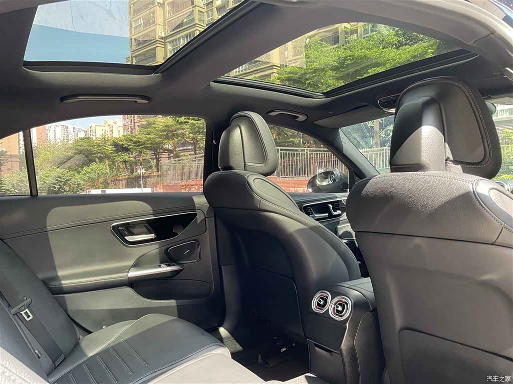 Mercedes-Benz C-Class, 2023 10