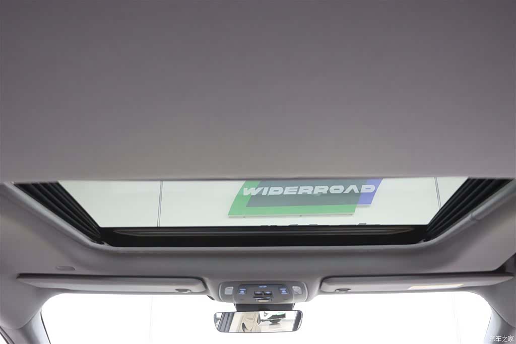 Toyota Granvia, 2023 22