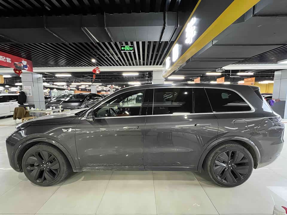 Li Auto Ideal L9
