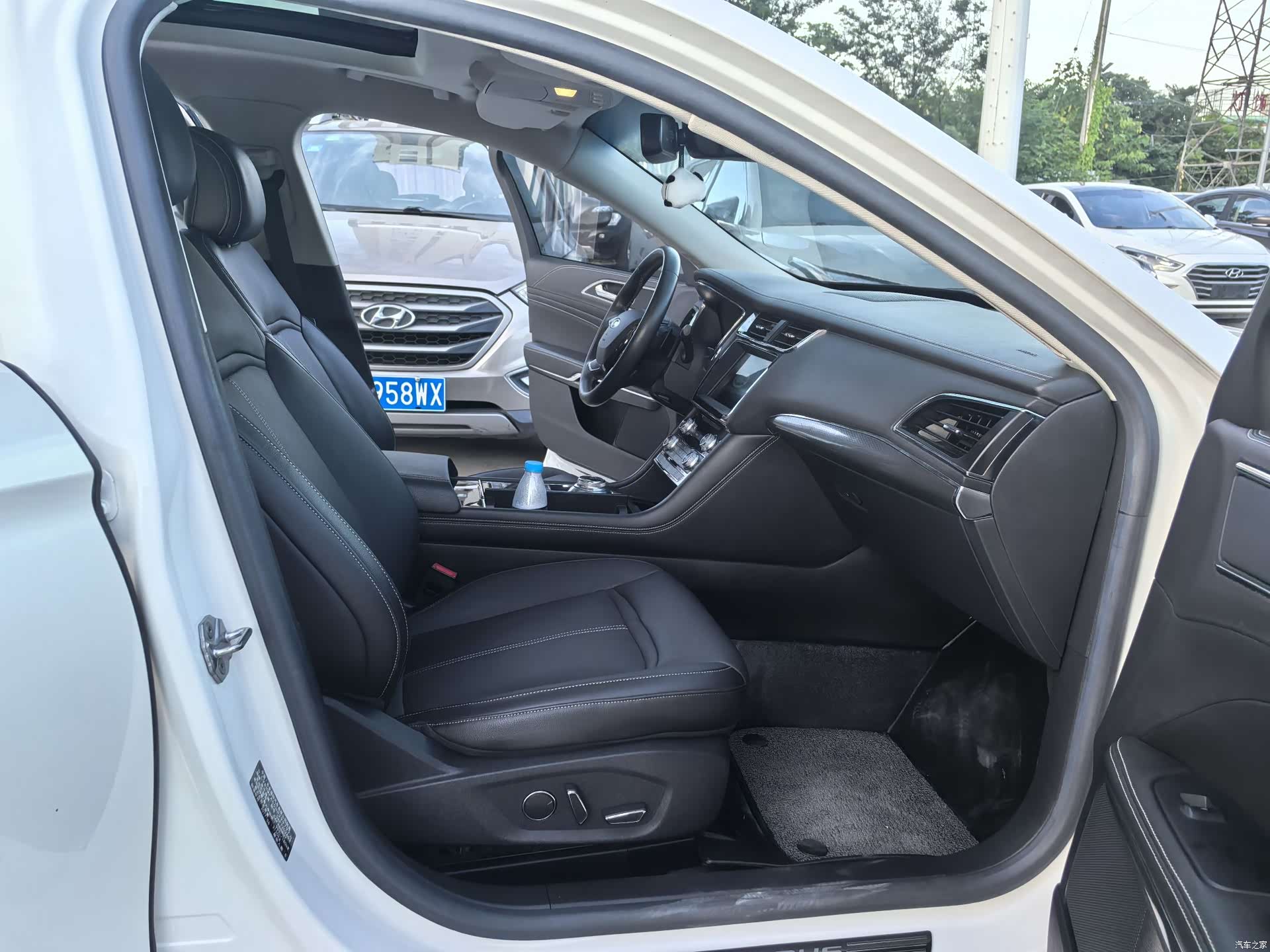 Ford Taurus, 2017 10