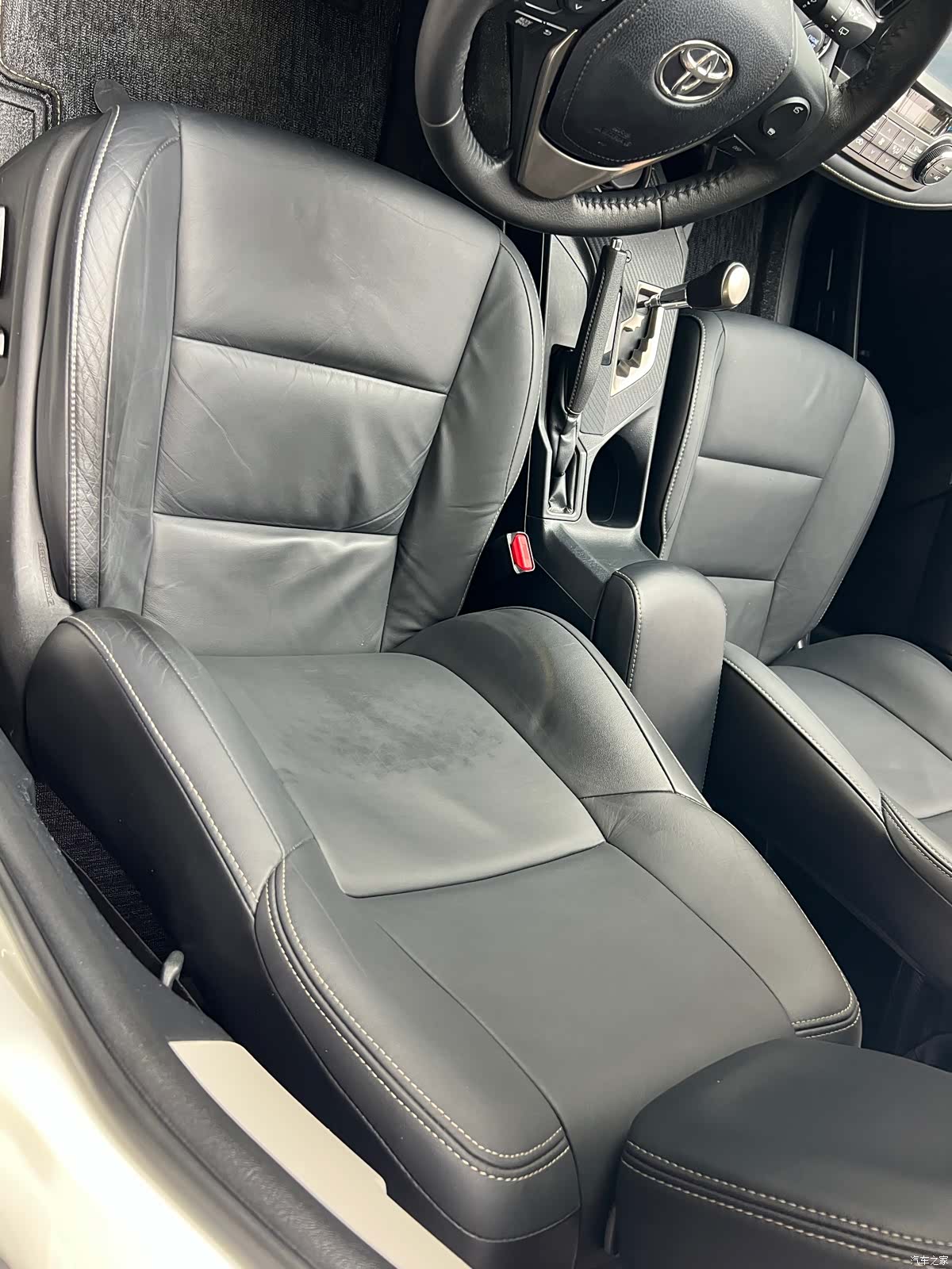 Toyota RAV4, 2016 16