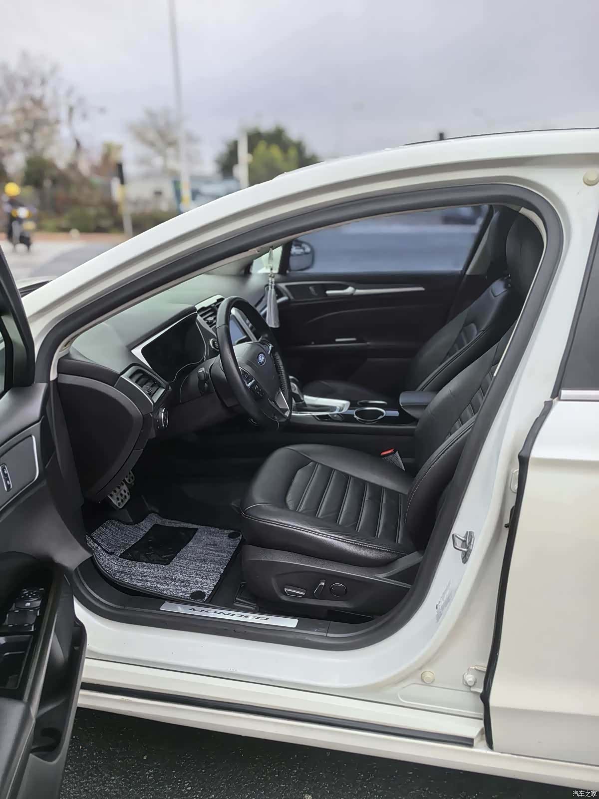 Ford Mondeo, 2016 4