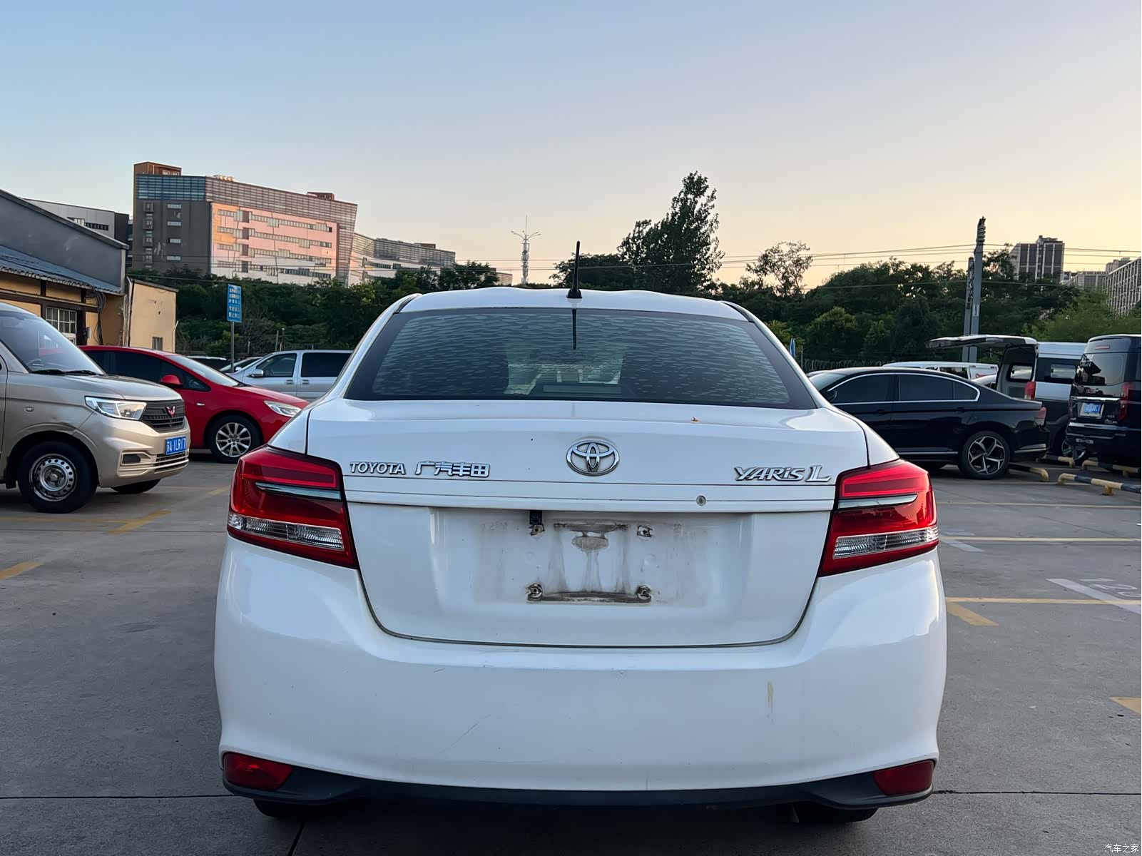 Toyota Yaris, 2017 11