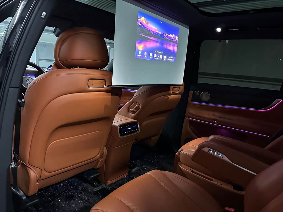 AITO Ask the world M9