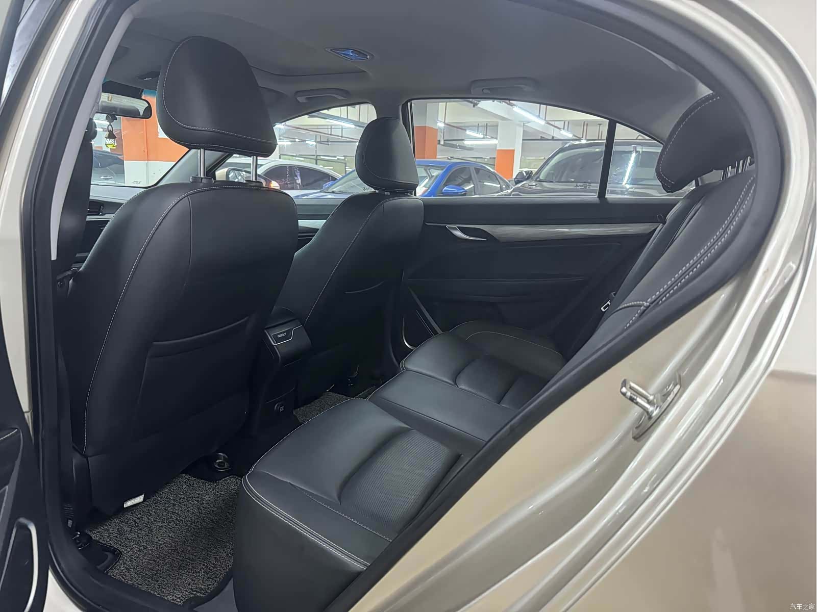 Geely Emgrand, 2019 10