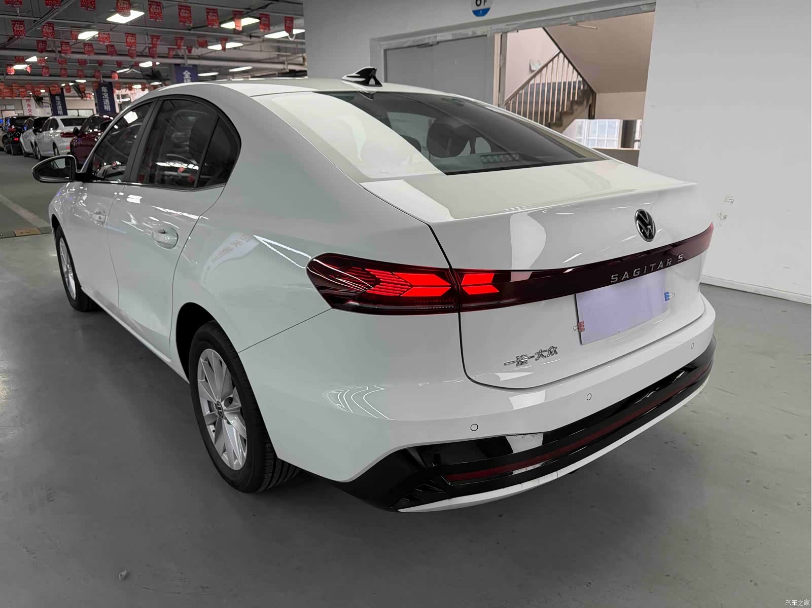 Volkswagen Sagitar, 2026 9