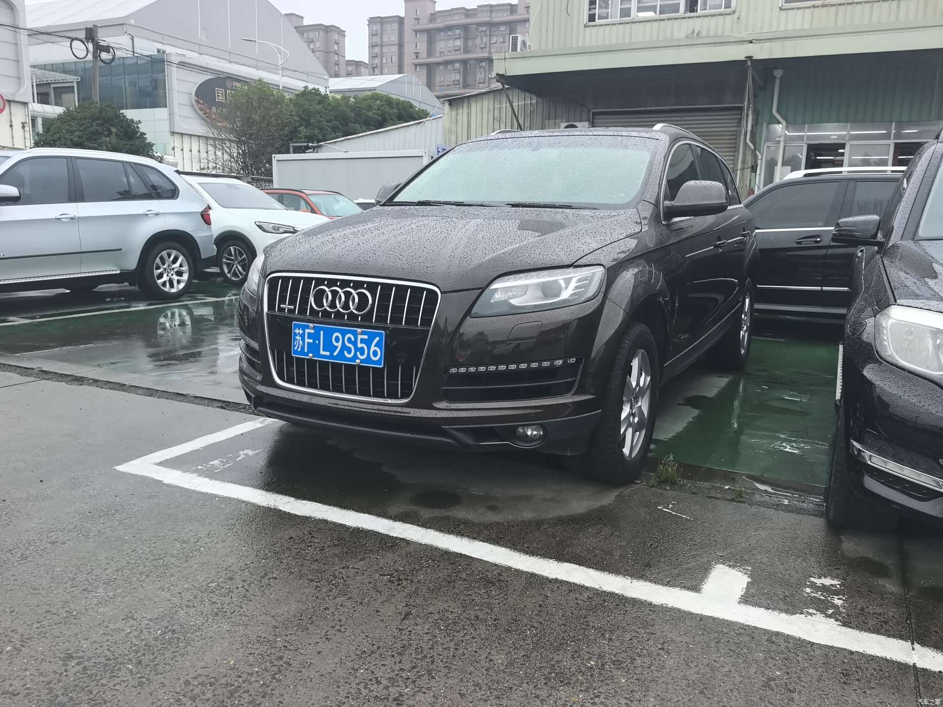 Audi Q7, 2014 1
