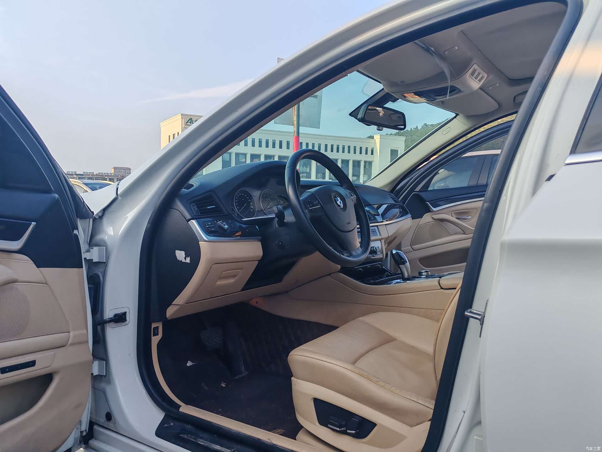 BMW 5 Series, 2013 10