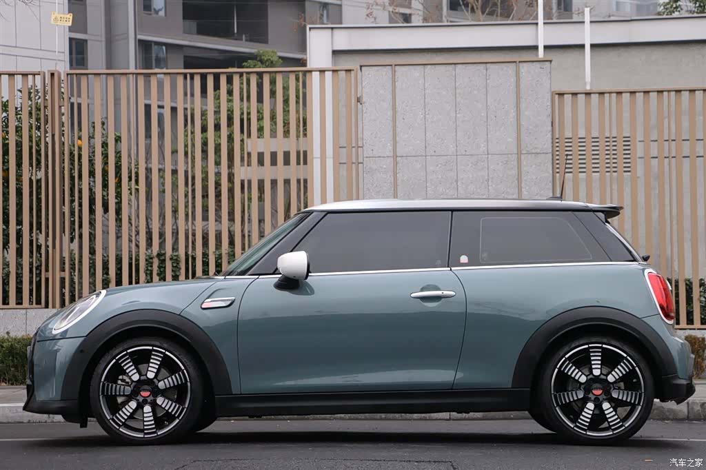 Mini Cooper, 2023 18
